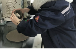 企業(yè)安全有序復工，新員工用實驗了解產(chǎn)品